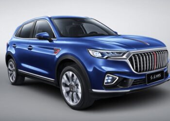 В России появились премиальные китайские кроссоверы Hongqi HS5. Цена оказалась гораздо ниже ожидаемой