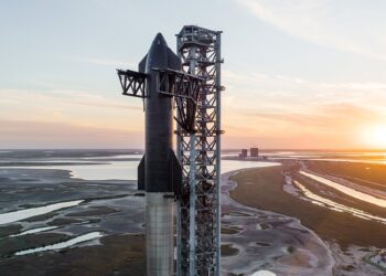 SpaceX получила разрешение на испытательный орбитальный полет Starship