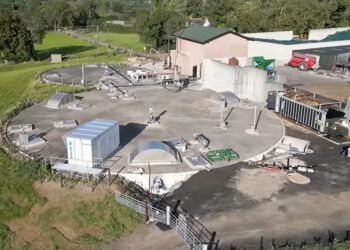 Пятничное: Ирландский фермер научился добывать биткойны с помощью коровьего навоза