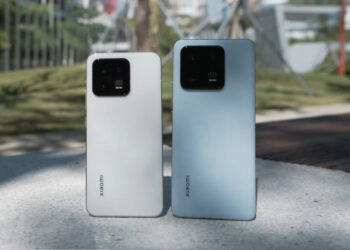 Компакты всё? Китайские бренды стандартизируют экраны из-за кризиса