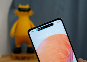 Обзор Realme C55: полезай в капсулу