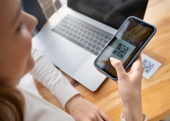 Договор с оператором можно будет заключить через QR-код