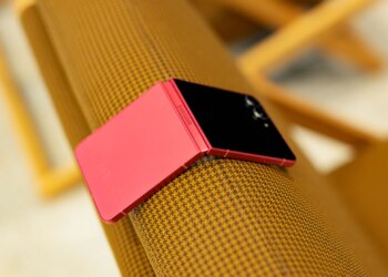Обзор Samsung Galaxy Z Flip7: если подумываете купить раскладушку, присмотритесь к этой