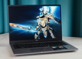 Обзор Honor MagicBook X16 AMD 2025: этот не сломается