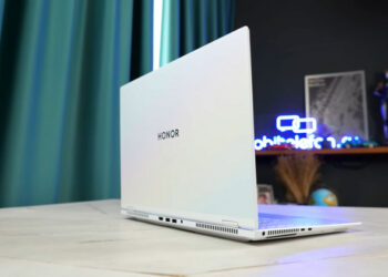 ВИДЕО: обзор Honor MagicBook Pro 16 Hunter 2025 – охотник снова в деле