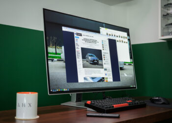 На этом мониторе можно играть без компьютера. Обзор Samsung Odyssey OLED G8 G80SD UHD