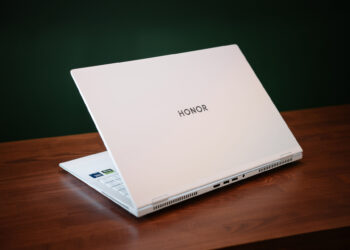 165 Гц, RTX 5060 и топовый процессор: обзор HONOR MagicBook Pro 16 HUNTER 2025