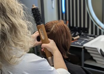 Богатый набор насадок, мощный мотор и стильная шкатулка: обзор Dreame AirStyle Pro