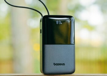 Стильный повербанк со встроенным кабелем-ремешком: обзор Baseus Enerfill Bipow 2 Pro