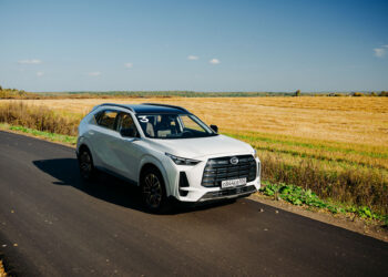 Два мотора, две коробки, одна модель. Обзор-сравнение GAC GS4: переднеприводного и 4×4