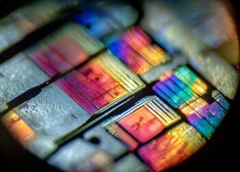 Учёные создали самый маленький пиксель в мире размером 300 нанометров для дисплеев нового поколения