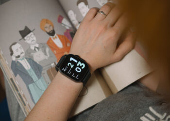 Обзор realme Watch 5: если искали хорошие, но недорогие смарт-часы