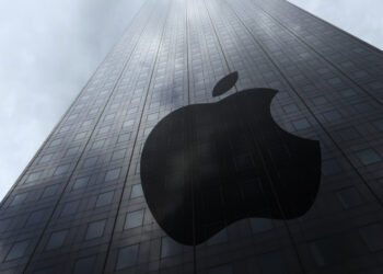 Массовый уход из Apple: четыре топ-менеджера покинули компанию за 72 часа