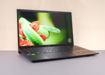 Ноутбук Prologix Optima S15-125: процессор Intel Core i3-1315U, дисплей 15,6 дюйма и автономность до 5 часов