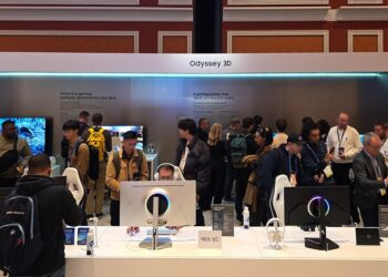 CES 2026: Samsung радикально переосмысливает дисплеи — от 6K 3D-мониторов Odyssey до пространственных экранов нового поколения