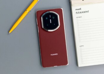 Случайно уронили, а ему хоть бы что: обзор прочного складного флагмана HUAWEI Mate X7