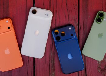Какие модели iPhone чаще всего покупали в декабре? Есть ответ!