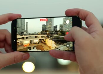 Обзор iPhone 17: смартфон года?