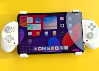 Обзор Redmi K Pad: победил Lenovo Legion Y700 Gen 4?