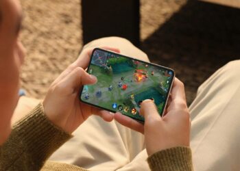 Samsung тоже создаёт аналог iPhone Fold и делает на него большую ставку