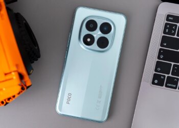 Быстрая зарядка, добротный чип и ёмкая батарея: обзор POCO M8 Pro 5G