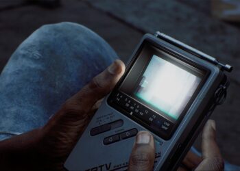 Первый геймплей Silent Hill: Townfall с карманным телевизором и видом от первого лица