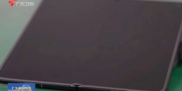 Китайское телевидение показало сборочную линию OPPO Find N6