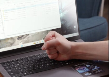 ВИДЕО: обзор Honor MagicBook X16 2026 за минуту – утончённый крепыш?