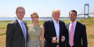 Дети «капитана» Трампа: компания сыновей президента обошла Galaxy Digital и попала в топ-16 владельцев биткоина