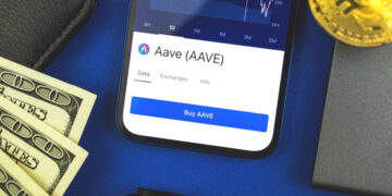 Криптотрейдер потерял 50 млн USDT, пытаясь купить токен AAVE