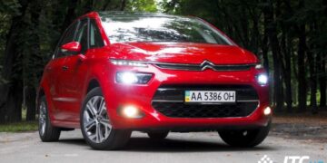 Технологии в автомобиле Citroen C4 Picasso – новая платформа, автопарковка и массаж спины