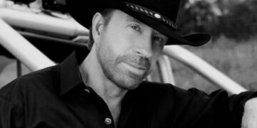 Легендарный Чак Норрис умер на 87-м году жизни