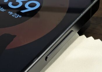 Samsung Galaxy S26 Ultra можно поцарапать чехлом?