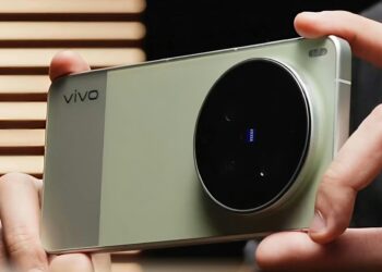 Vivo X300 Ultra показали вживую на фото и видео до анонса