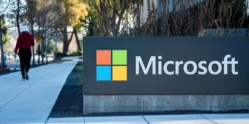Microsoft впервые за 51 год предлагает добровольное досрочное увольнение: под программу подпадает 7% американского персонала