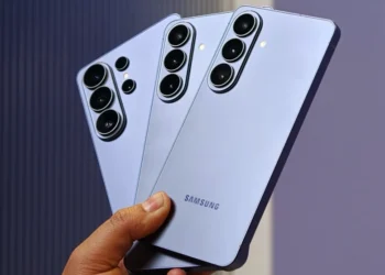 Бум ИИ бьет по Samsung: мобильный бизнес рискует впервые стать убыточным