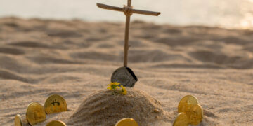 Крипторынок убирает лишних: 15 криптовалютных проектов закрылись с начала года