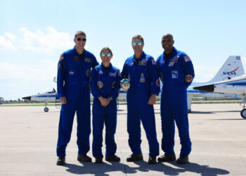 Онлайн-трансляция NASA первого за 50 лет полета людей к Луне