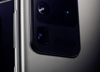 Samsung решила подколоть Apple, но была освистана NASA