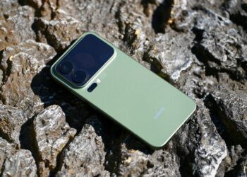 Xiaomi 18 Pro утверждён с двумя 200-Мп камерами и другими преимуществами