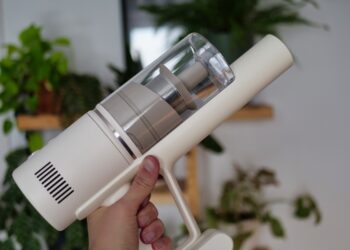 Даже кот не испугался: обзор тихого, ультралёгкого и компактного пылесоса Dreame R10S Slim