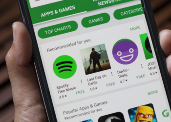 CallPhantom в Google Play: 28 мошеннических приложений собрали 7,3 млн загрузок на обещаниях чужой переписки