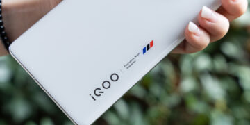 Vivo решила не делать набор камер iQOO 16 слишком слабым