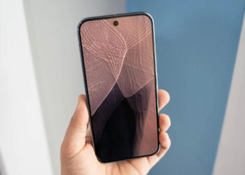 Обои четырёх моделей Google Pixel 11 слиты в Сеть до анонса [скачать]