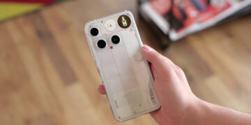 Nothing собирает непроданные Phone (3) с глобальных рынков для продажи в Индии