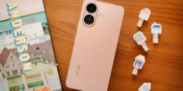 До двух дней автономности, 120 Гц и классная камера: обзор vivo V70 Lite 5G