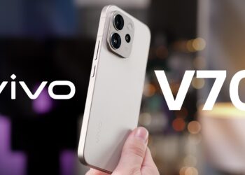 Среднеразмерный Vivo V70 временно доступен до 30 000 рублей