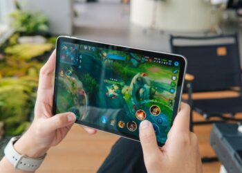 Всё, что известно об игровом планшете iQOO с самым мощным Snapdragon