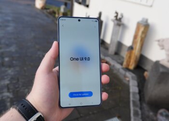 Samsung начала рассылку One UI 9